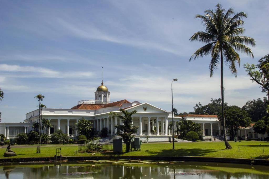 Amaris Hotel Padjajaran Bogor Exterior foto